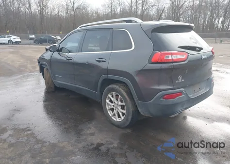 2015 Jeep Cherokee Latitude z USA, uszkodzony, nr VIN 1C4PJMCS0FW605819